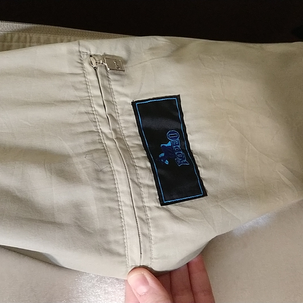 Vintage C&A Windbreaker - Picture 9 of 10